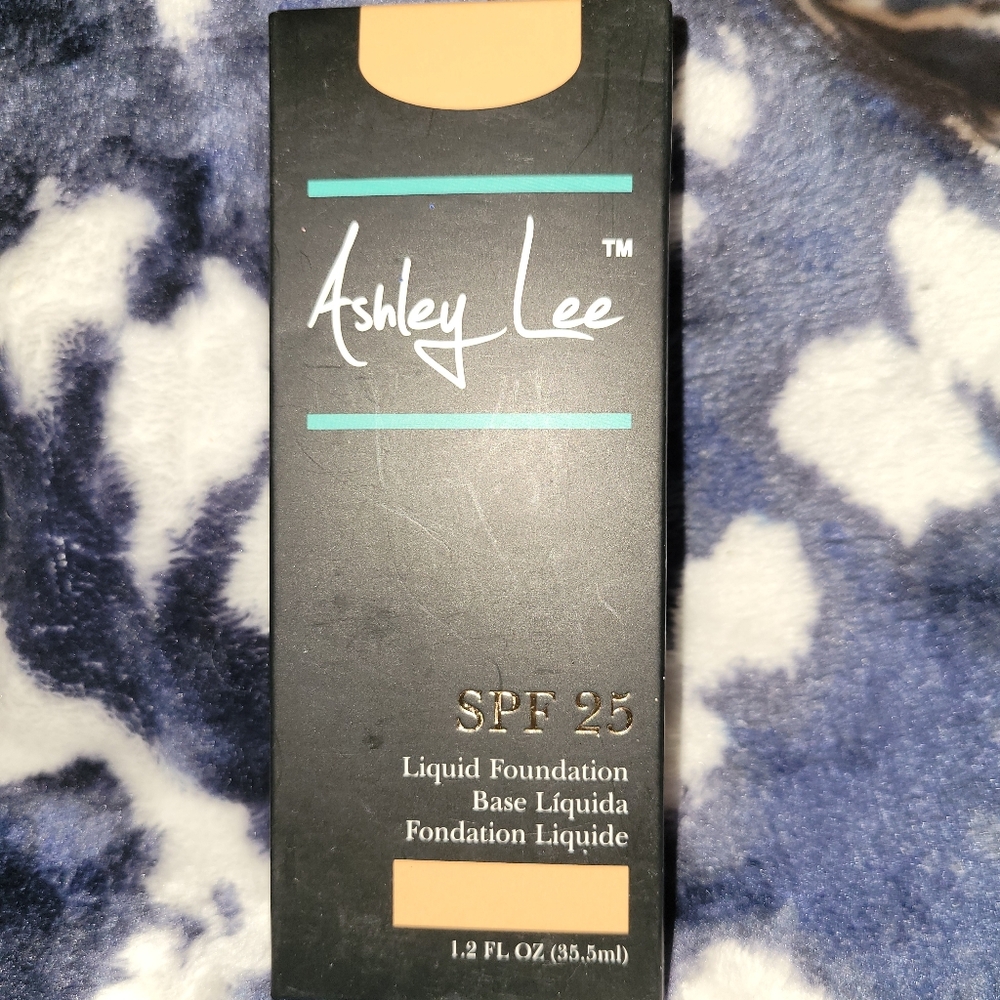 Ashley Lee Cosmetics Picture Perfect Liquid Foundation